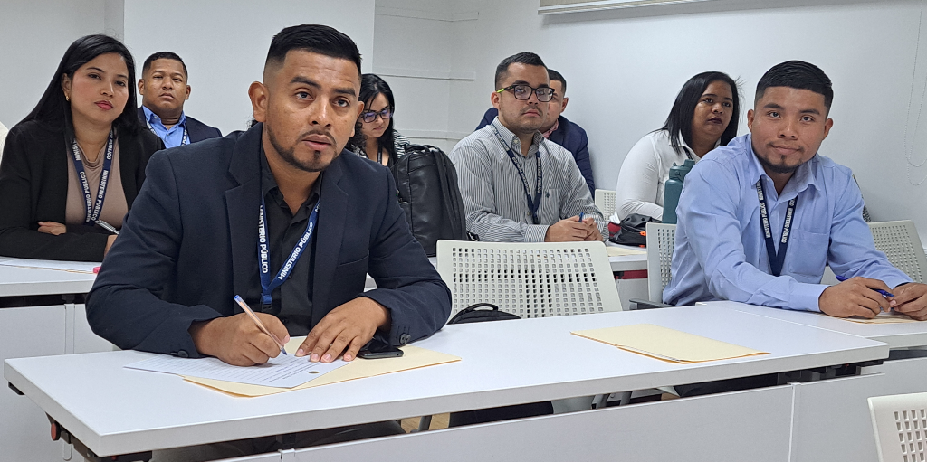 Se desarrolla actividad académica sobre investigaciones criminales y ciencias forenses