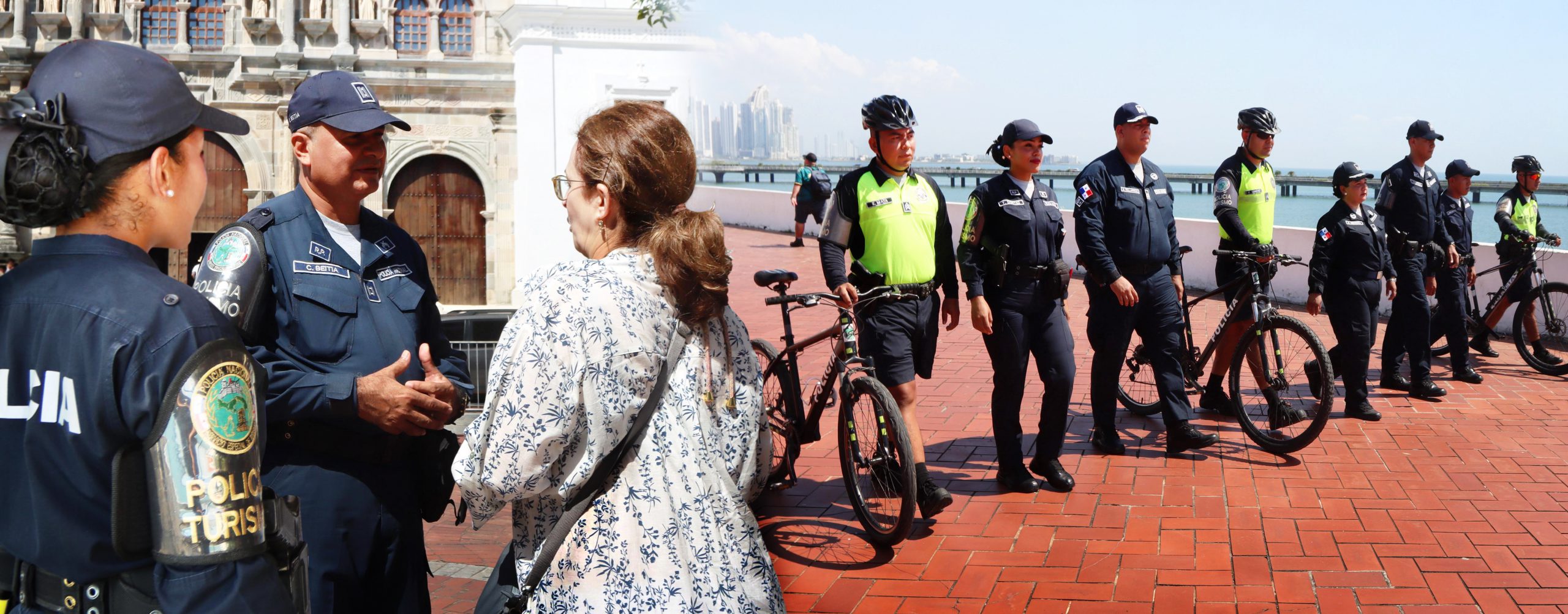 Policía de Turismo: Seguridad y hospitalidad para los visitantes en Panamá - Blue Apple Informa